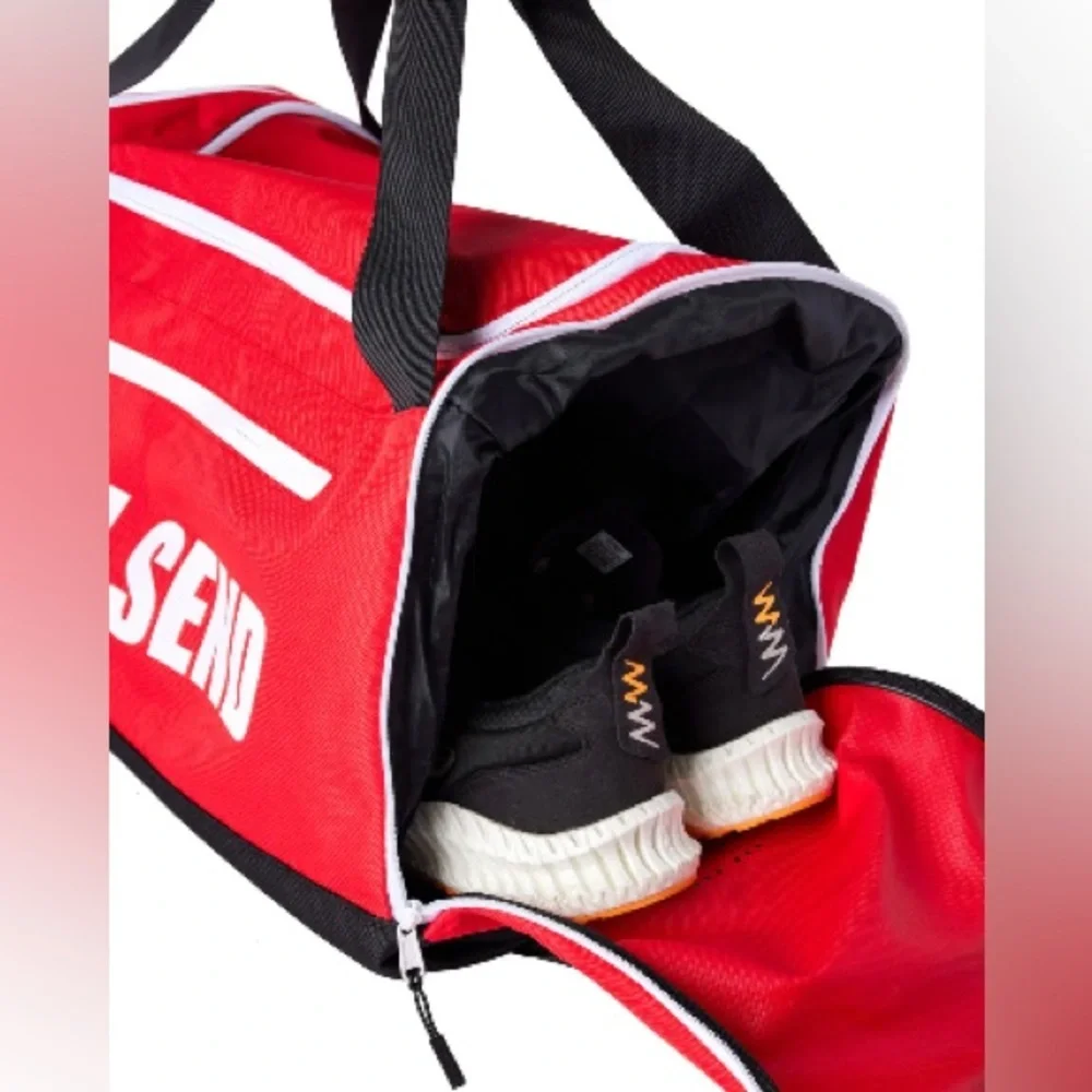 FULL‎ SEND FITNESS DUFFLE BAG